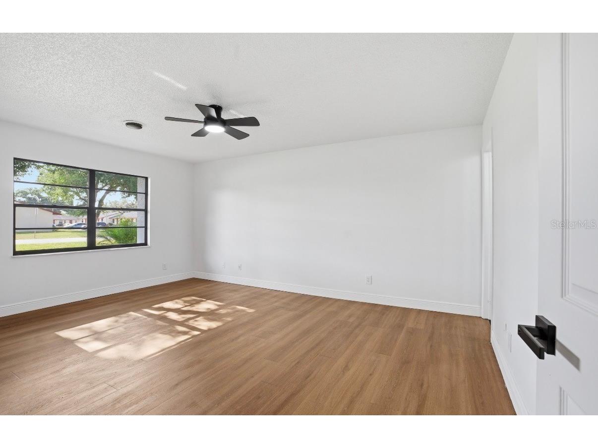 6111 18th Street Zephyrhills FL 33542 TB8506377 image5
