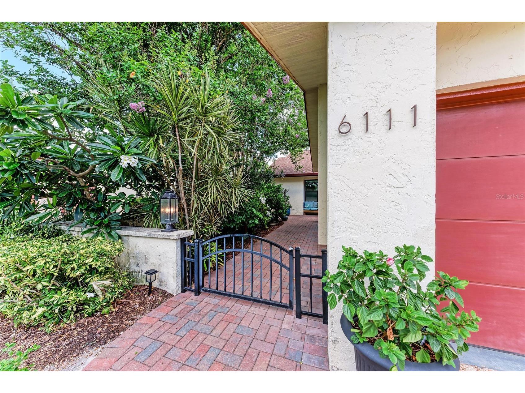 6111 Courtside Drive Bradenton FL 34210 A4657174 image1