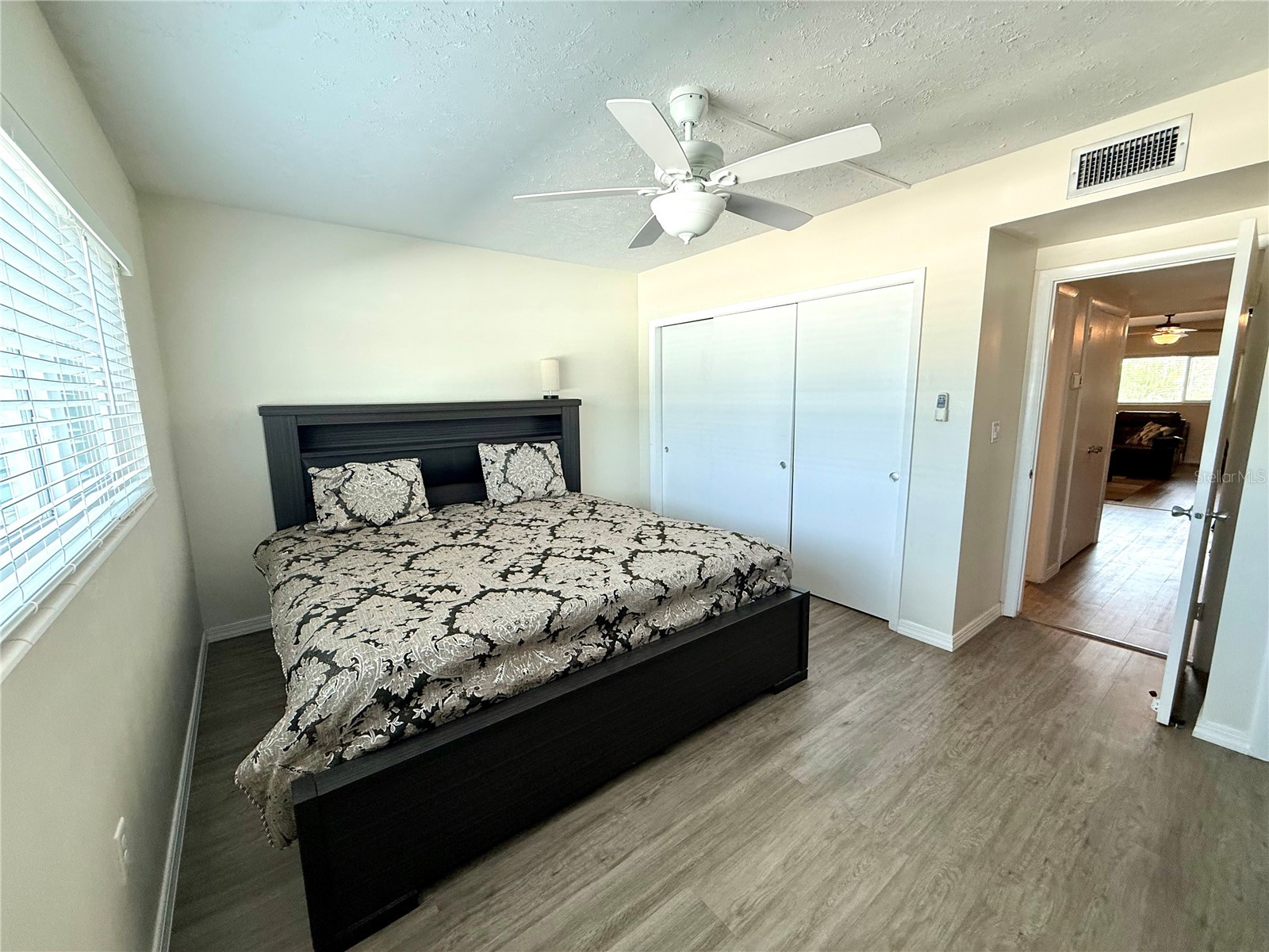 6111 E 2nd Street E #17 Saint Pete Beach FL 33706 TB8532348 image21
