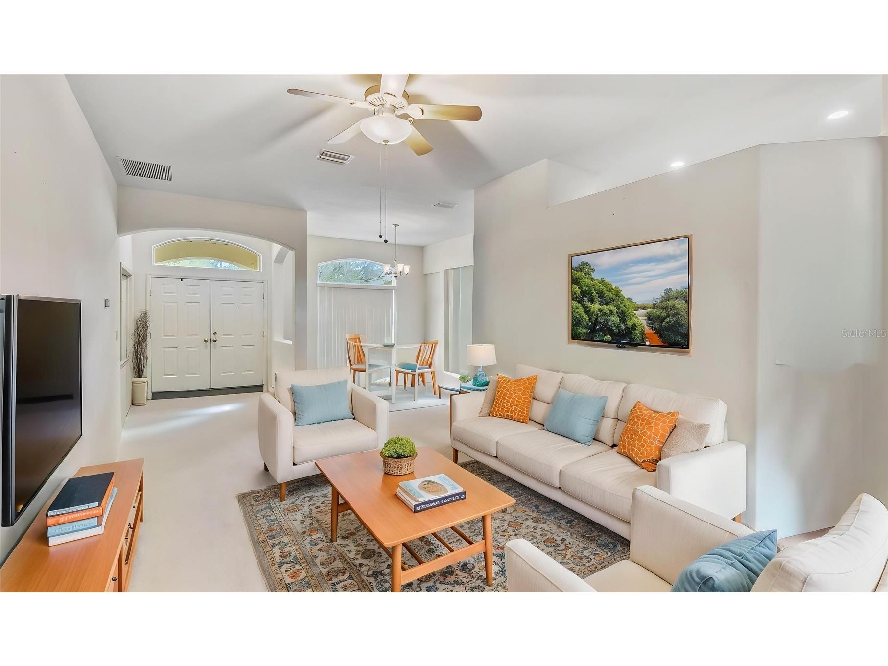 6111 Heroncrest Court Lithia FL 33547 TB8485887 image2