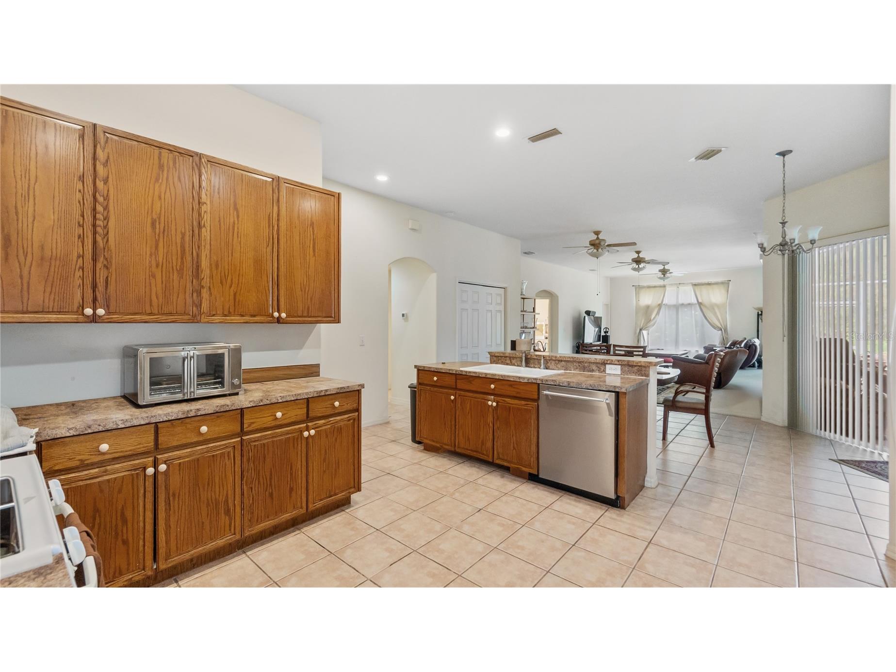 6111 Heroncrest Court Lithia FL 33547 TB8485887 image6