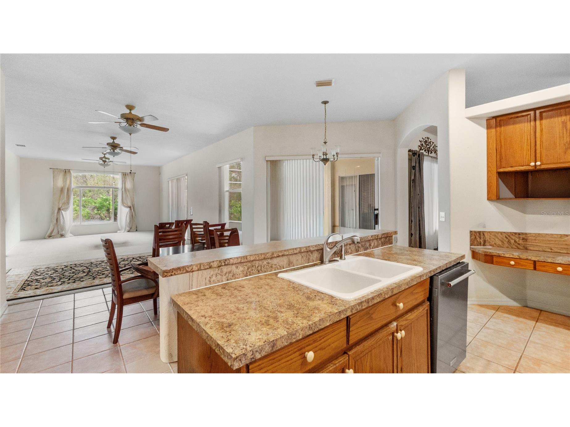 6111 Heroncrest Court Lithia FL 33547 TB8485887 image7