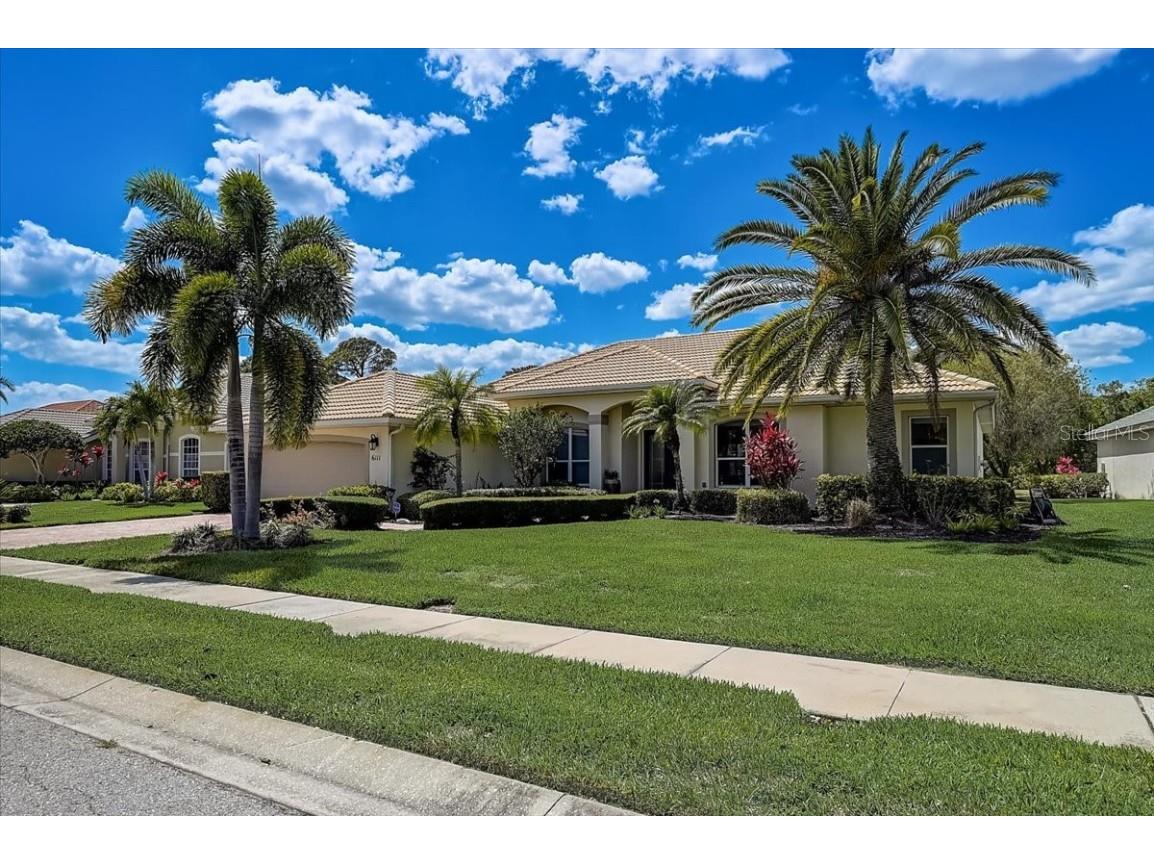 6111 Winchester Place Sarasota FL 34243 A4568798 image1