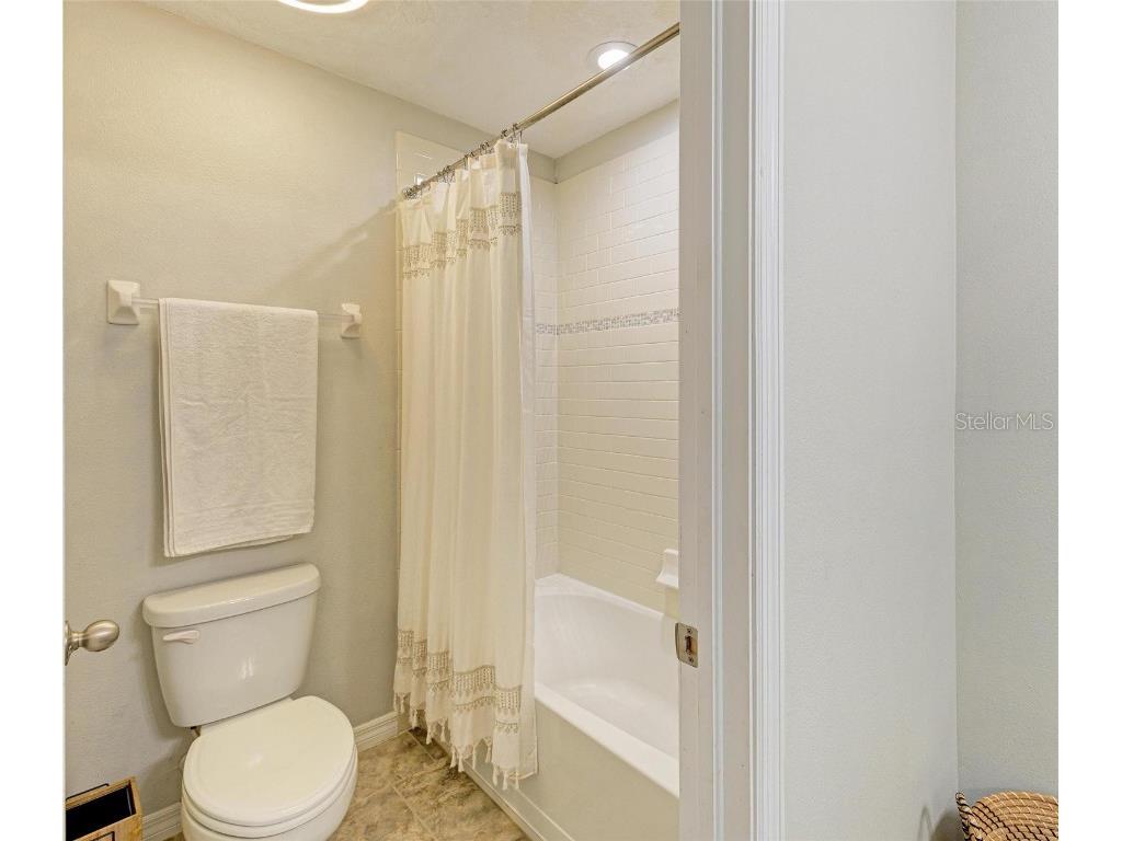 6112 35th Court E Bradenton FL 34203 A4674365 image24