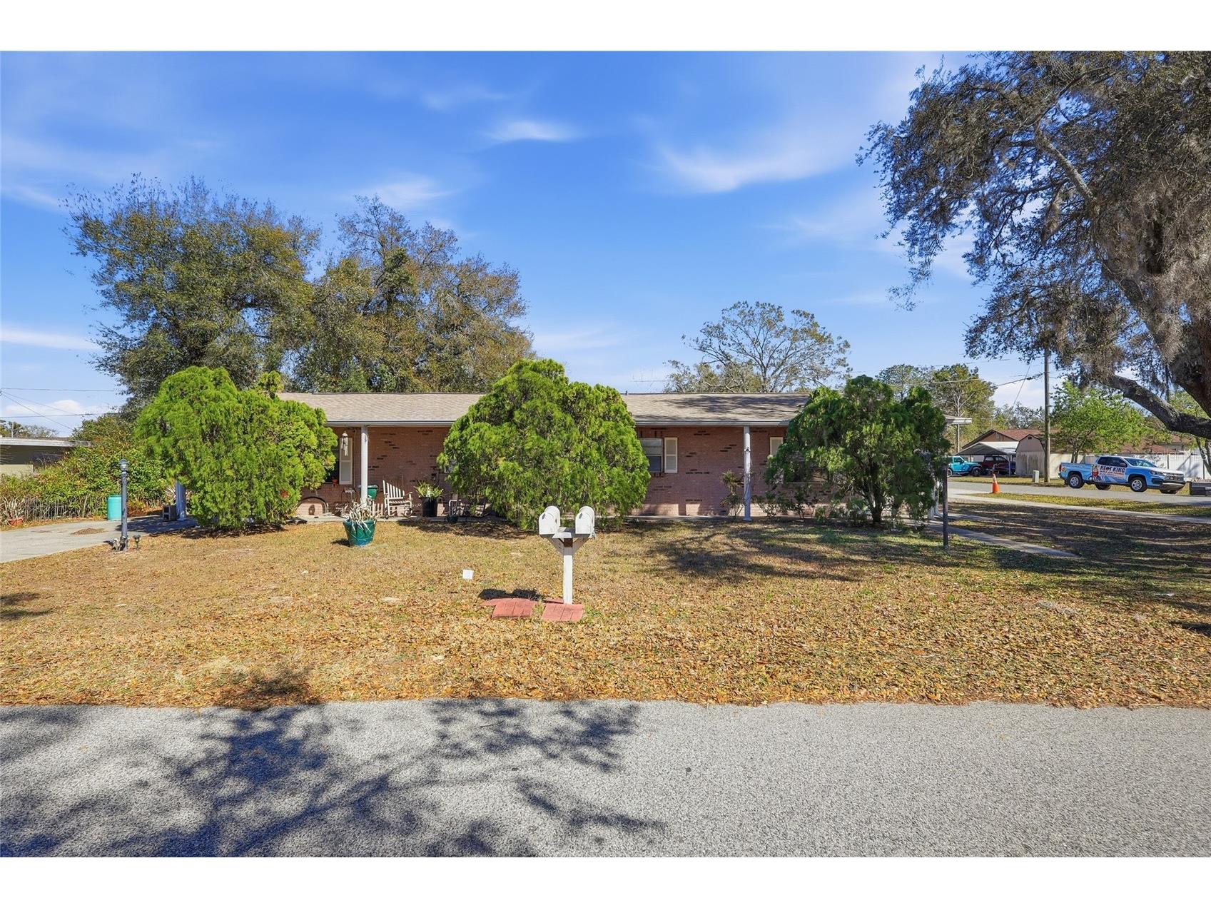 6112 & 6116 9th Street Zephyrhills FL 33542 TB8480439 image1