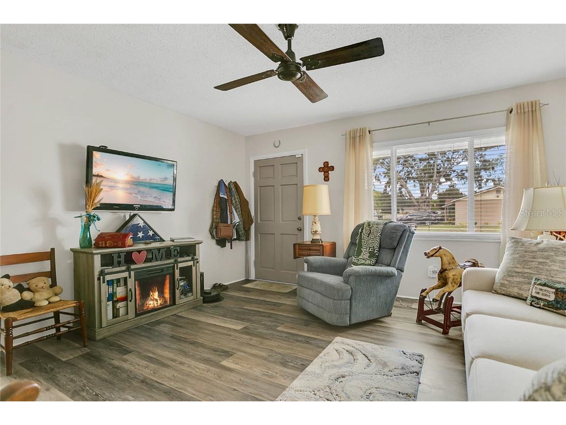 6112 Fox Hunt Trail Orlando FL 32808 L4955082 image6