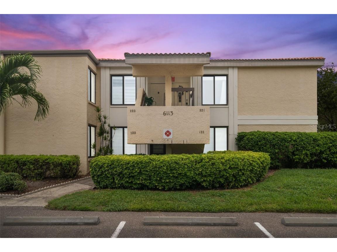 6113 Palma Del Mar Boulevard S #221 Saint Petersburg FL 33715 - BOCA CIEGA BAY T3461281 image1