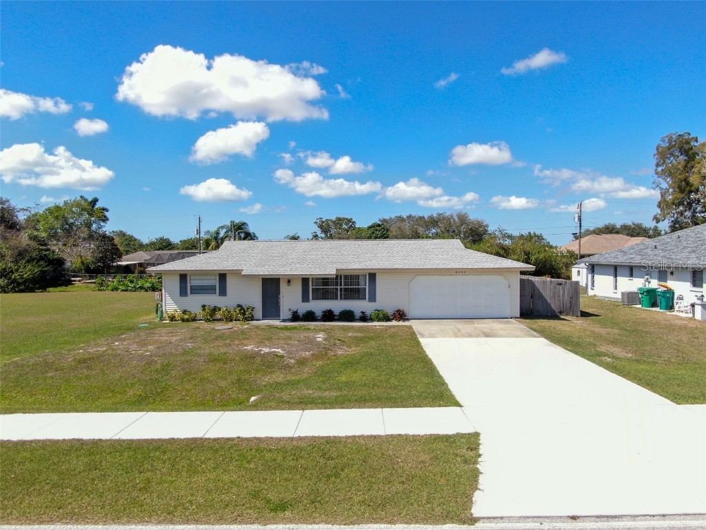 6113 Sunnybrook Boulevard Englewood FL 34224 A4527302 image1