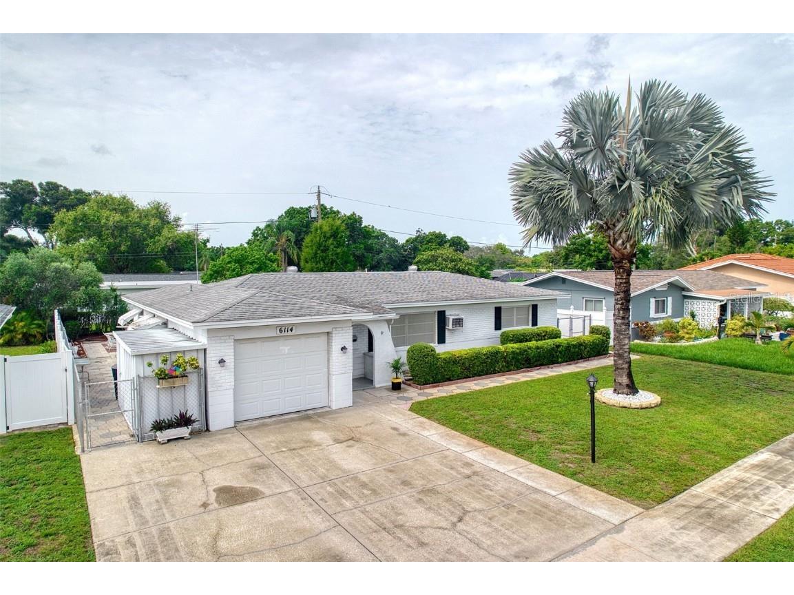 6114 38th Avenue Saint Petersburg FL 33710 U8249163 image1