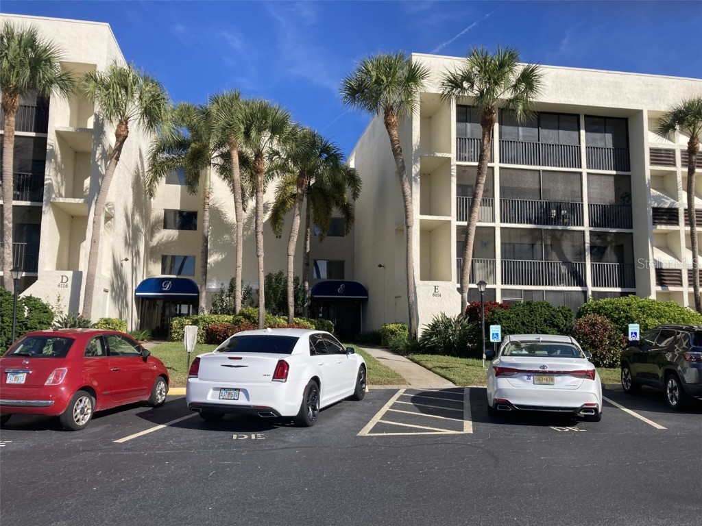 6114 43rd Street W #101E Bradenton FL 34210 A4673836 image1