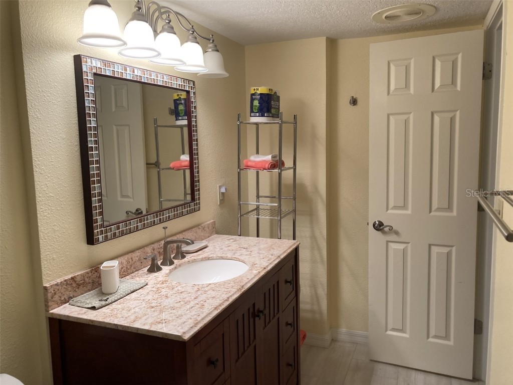 6114 43rd Street W #101E Bradenton FL 34210 A4673836 image17