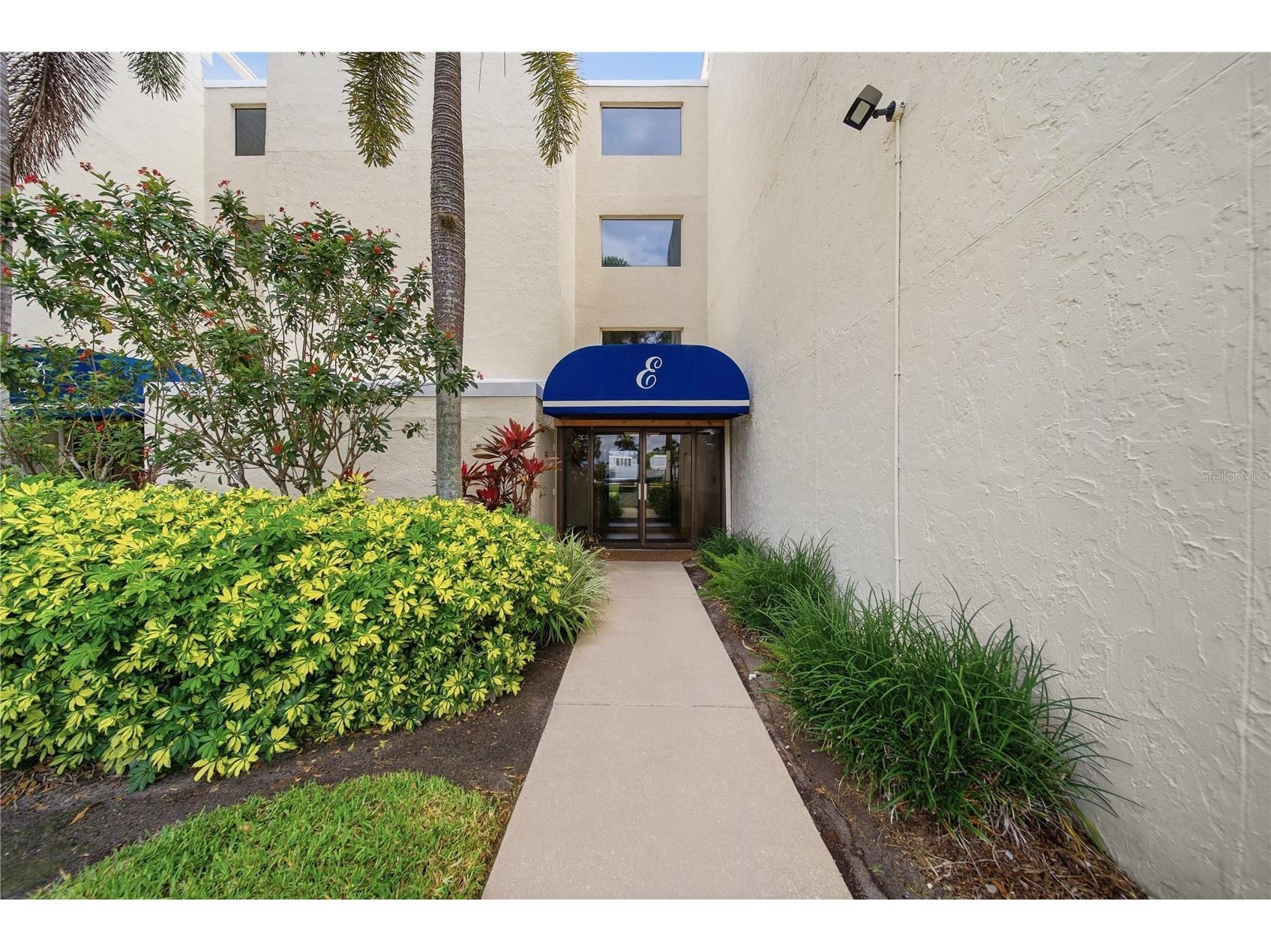 6114 43rd Street W #104E Bradenton FL 34210 A4688967 image30