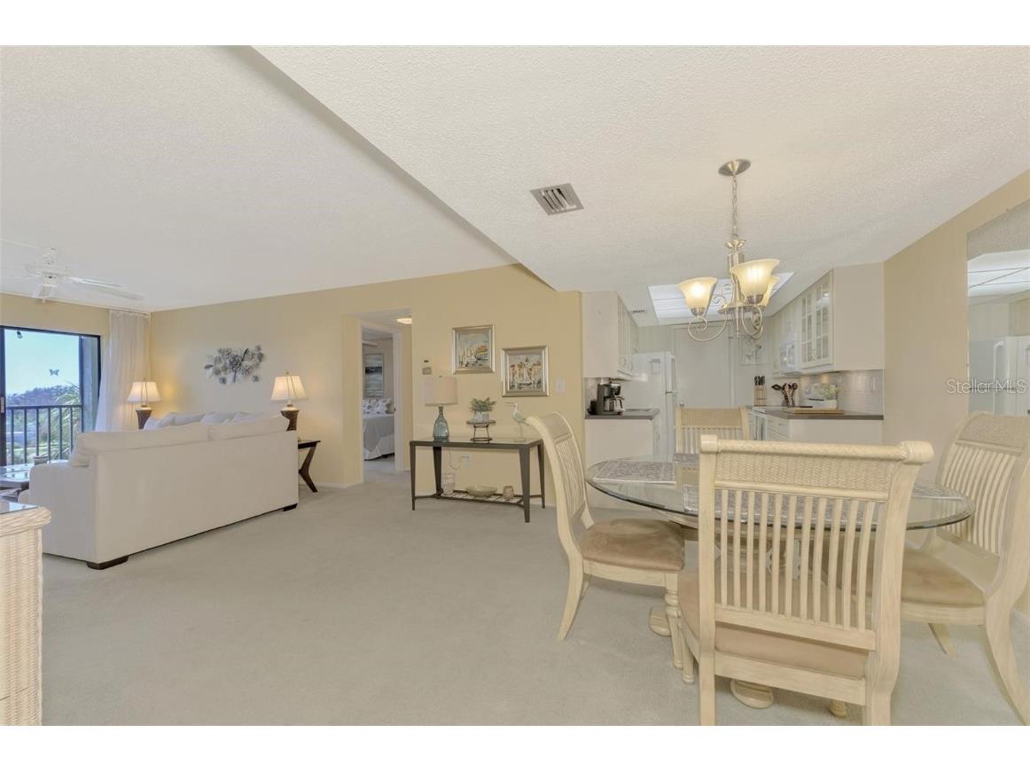 6114 43rd Street W #407E Bradenton FL 34210 A4668409 image10