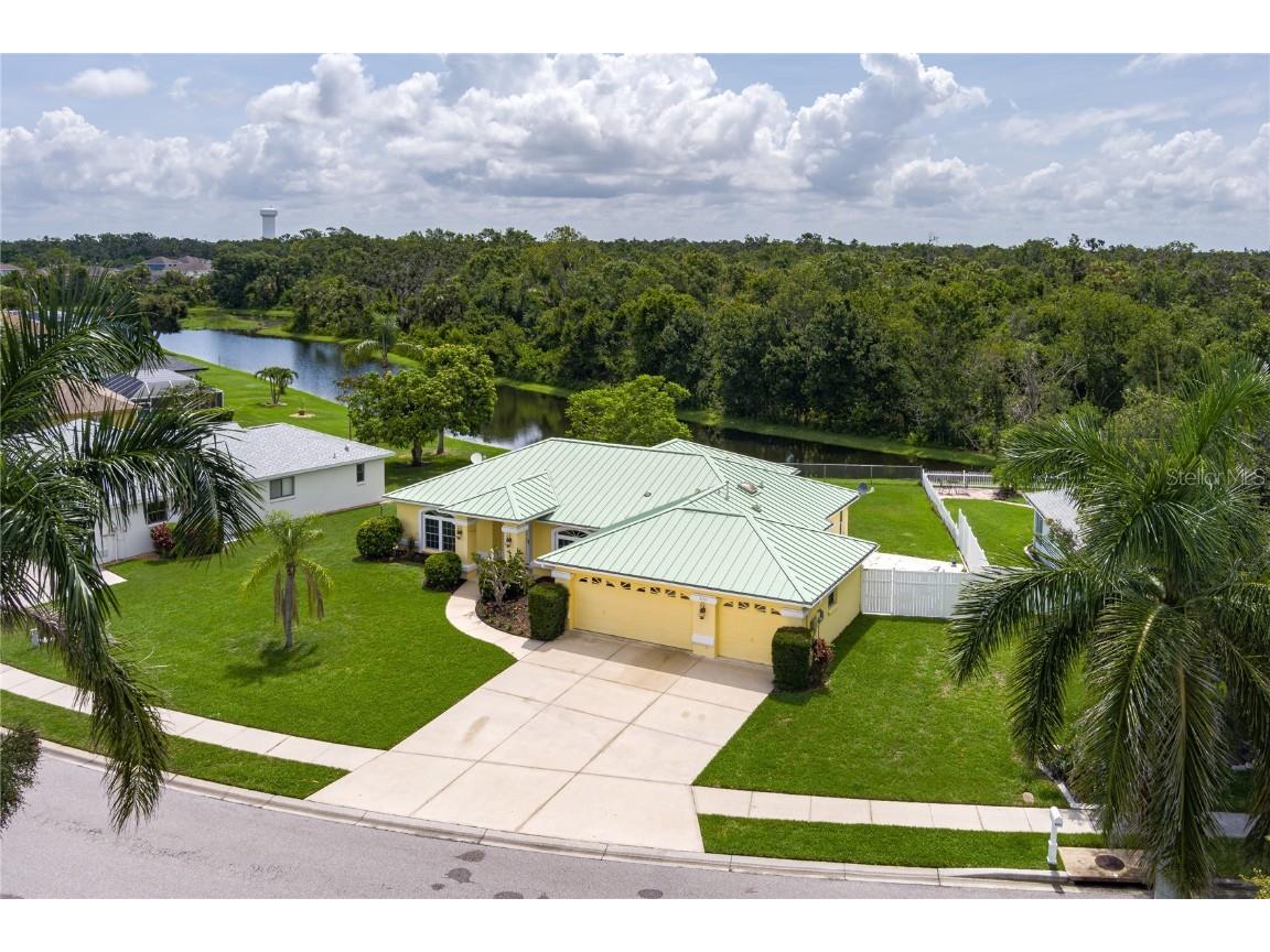 6114 68th Drive E Palmetto FL 34221 A4656690 image1