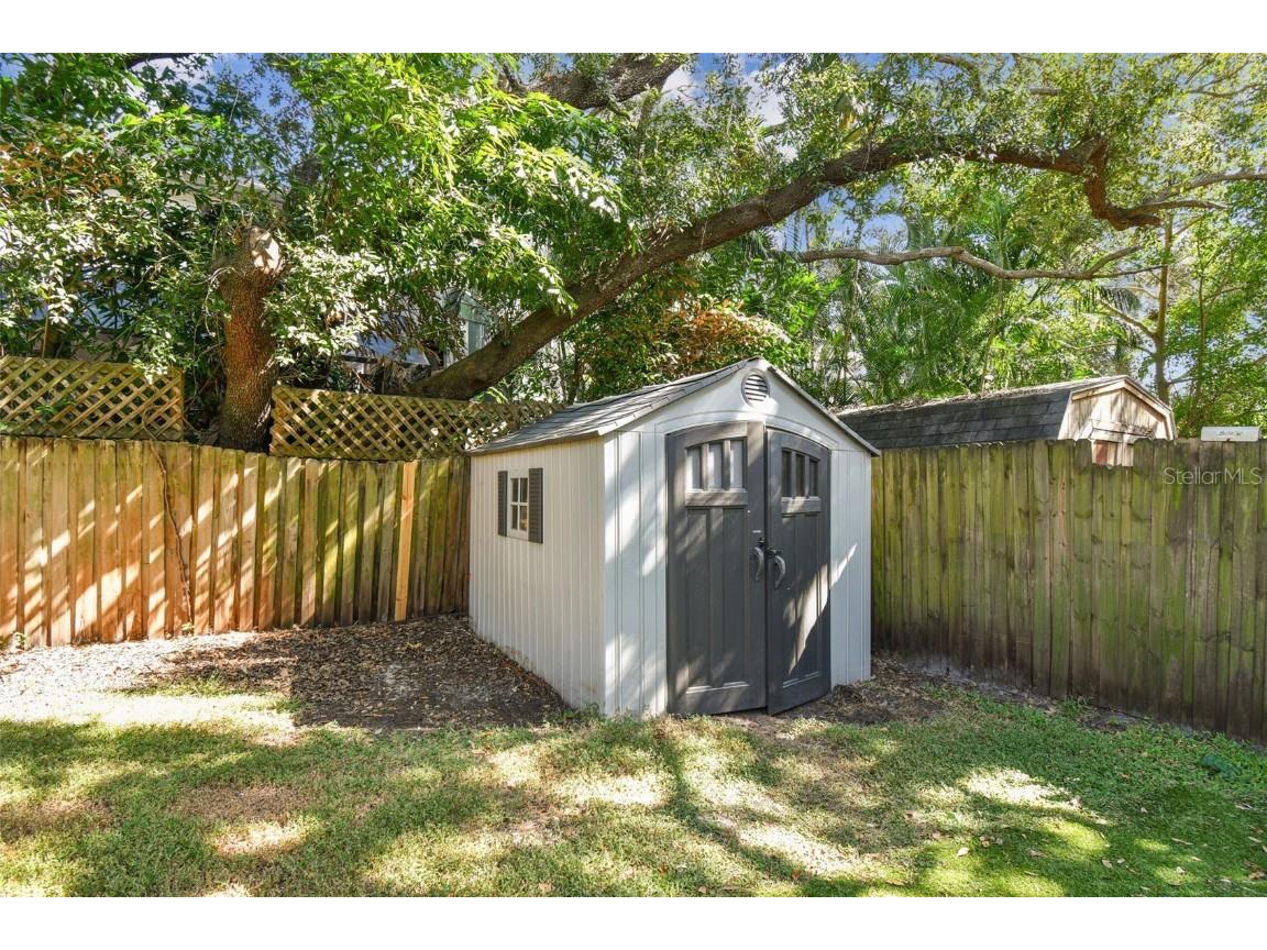 6114 S Elkins Avenue Tampa FL 33611 TB8452081 image25