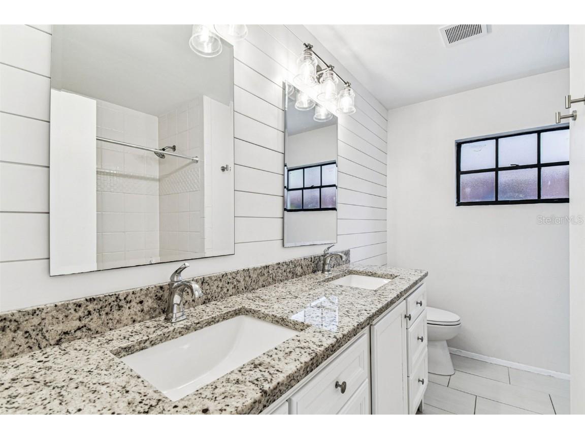 6114 S Elkins Avenue Tampa FL 33611 TB8452081 image4