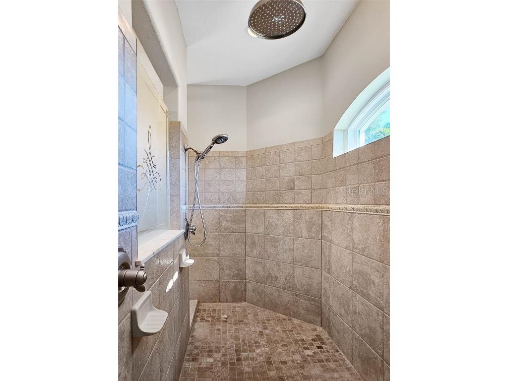 6115 Anello Drive Melbourne FL 32940 O6357924 image30