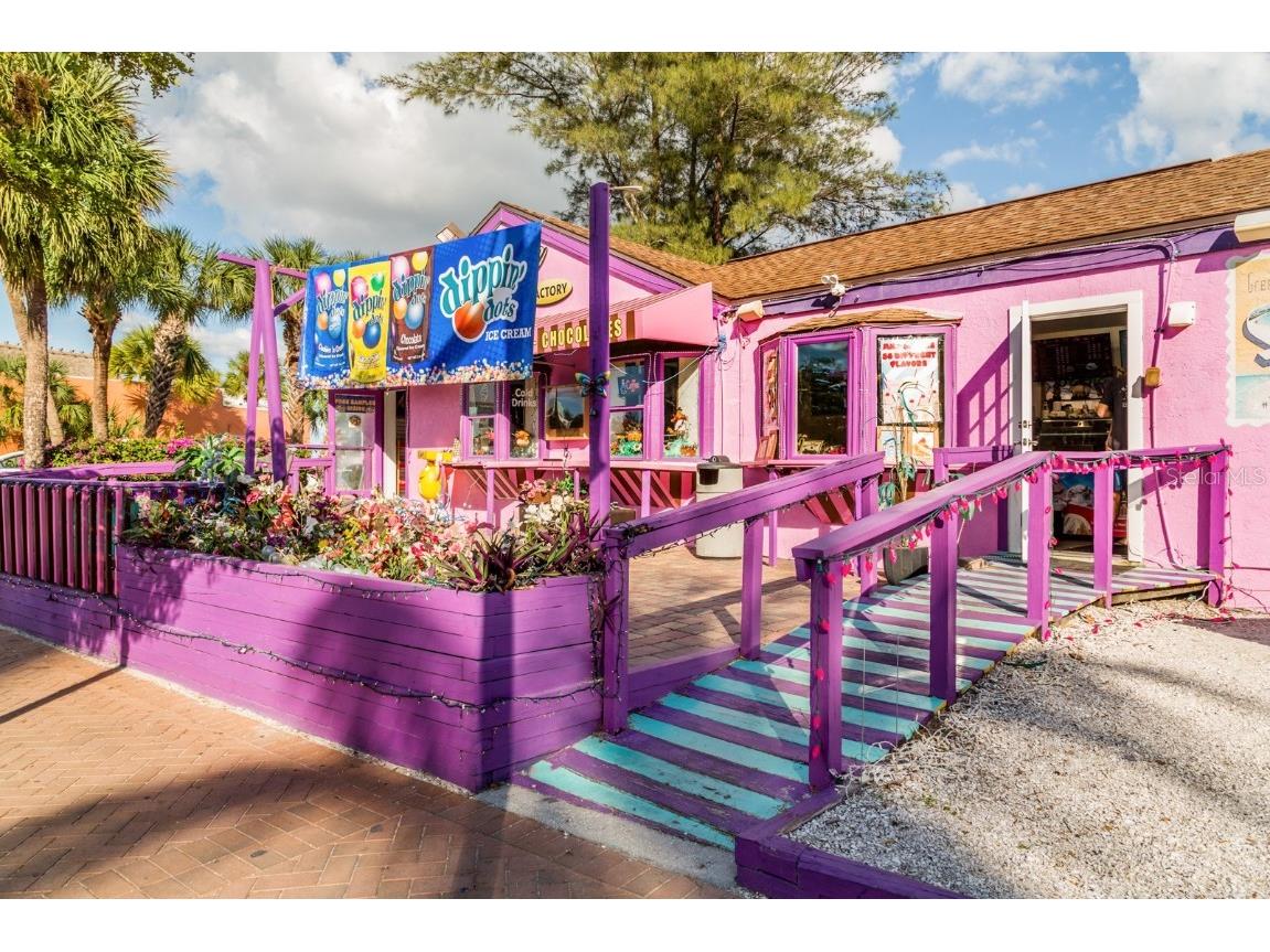 6115 Carlton Avenue Sarasota FL 34231 N6123946 image58