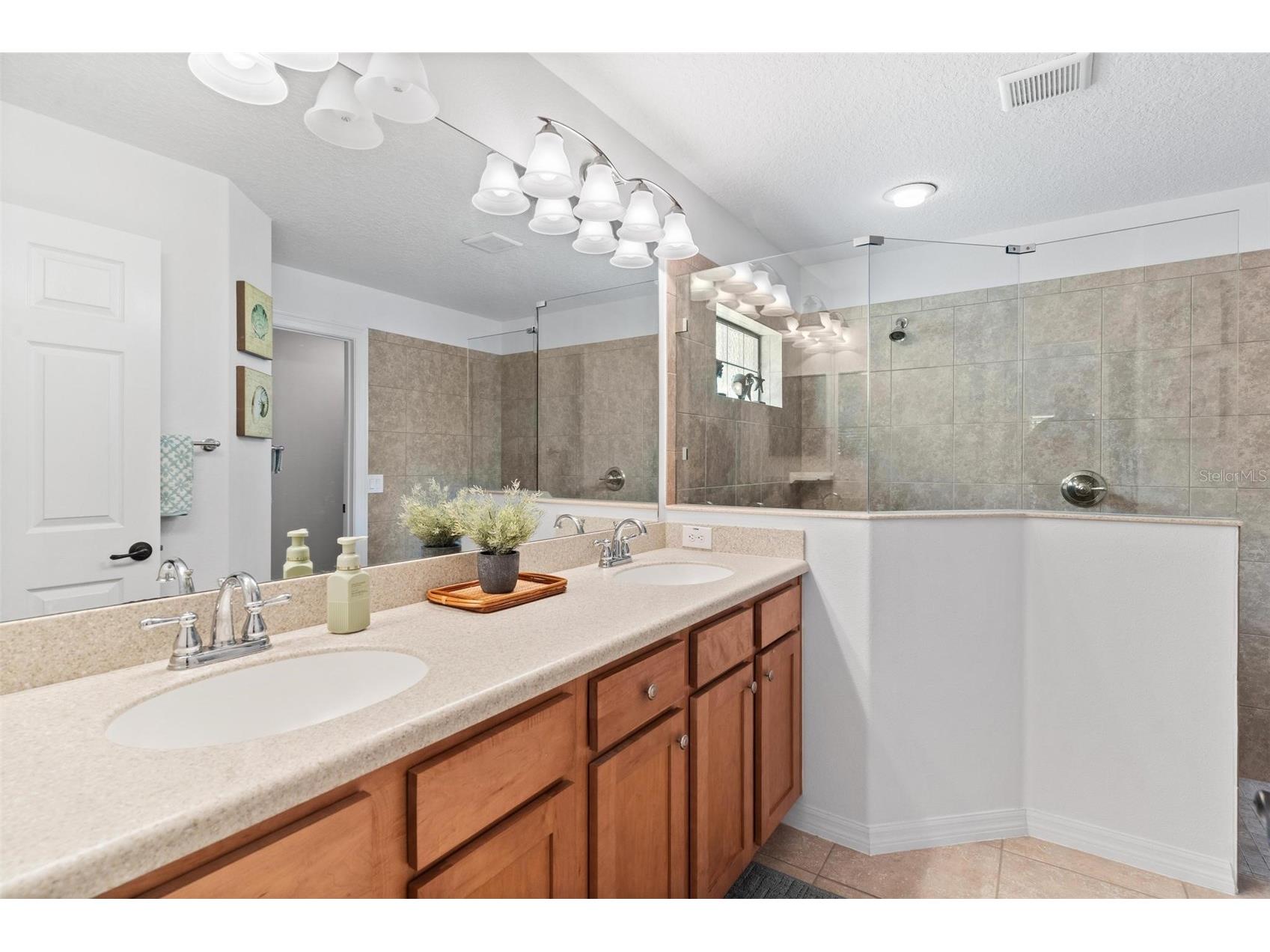 6115 Landings Boulevard Lady Lake FL 32159 G5112393 image32