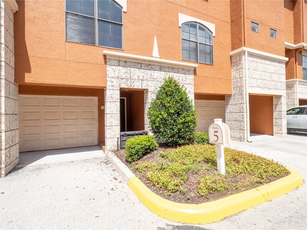 6115 Metrowest Boulevard #107 Orlando FL 32835 O6132662 image1