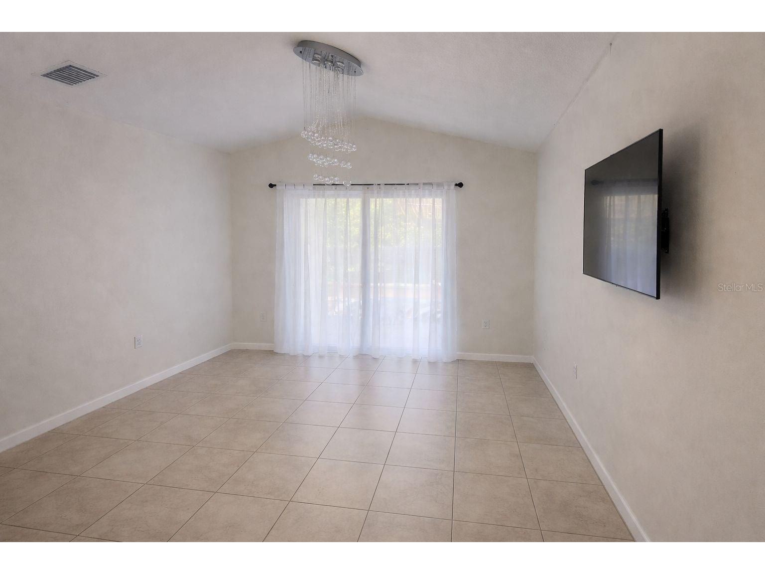 6115 N Albany Avenue Tampa FL 33604 TB8488104 image3