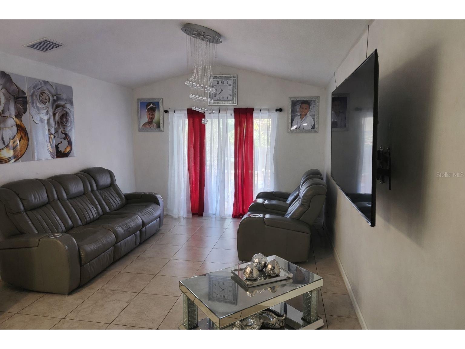 6115 N Albany Avenue Tampa FL 33604 TB8488104 image4