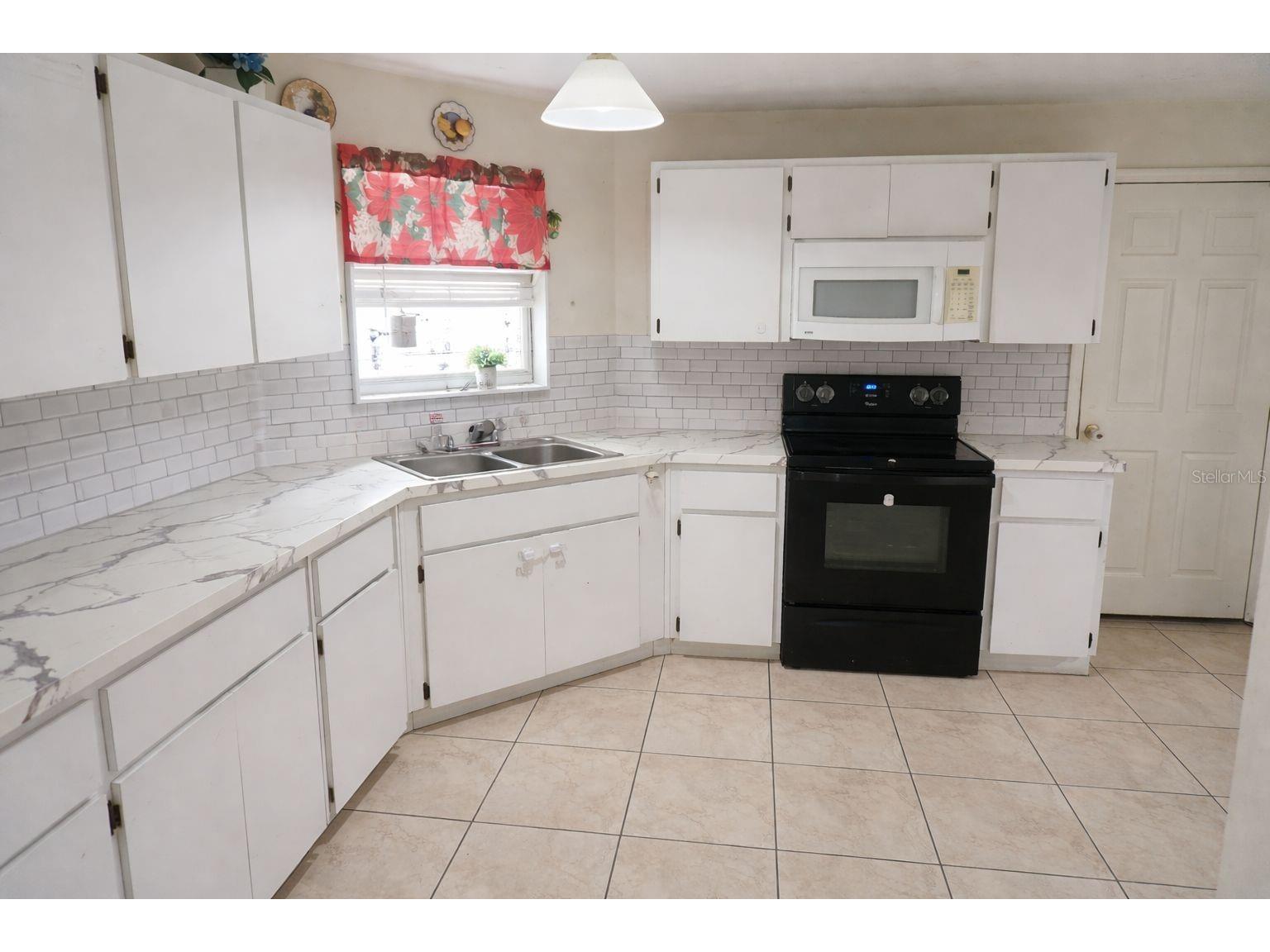 6115 N Albany Avenue Tampa FL 33604 TB8488104 image6