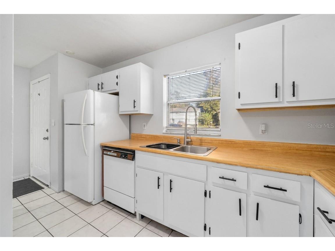 6115 SW 12th Place #13 D Gainesville FL 32607 GC534763 image11