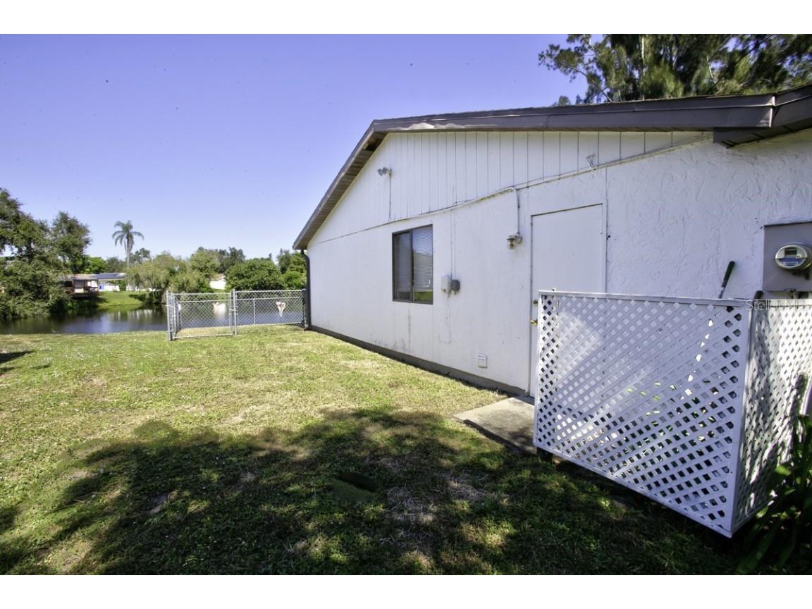 6116 38th Avenue W Bradenton FL 34209 A4669240 image24