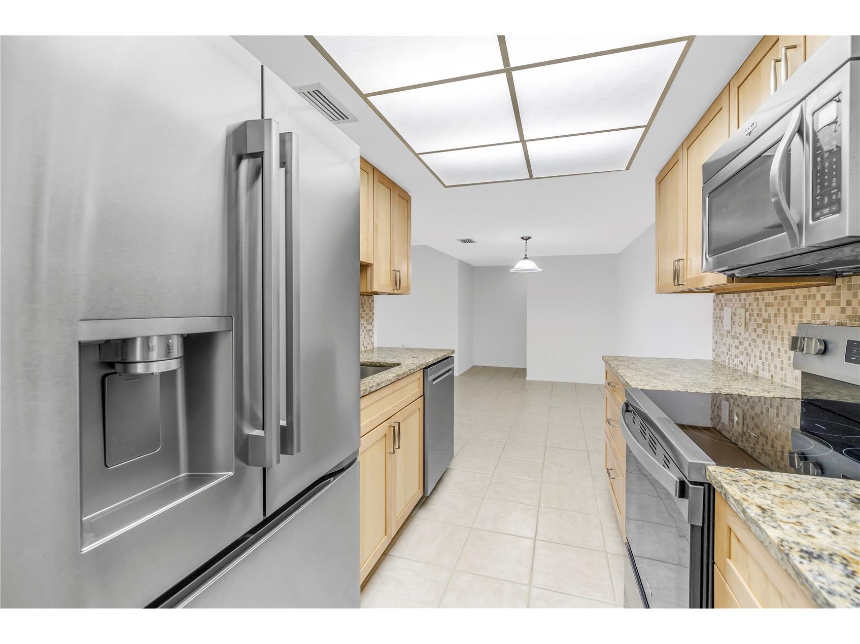 6116 43rd Street W #104D Bradenton FL 34210 A4664500 image16