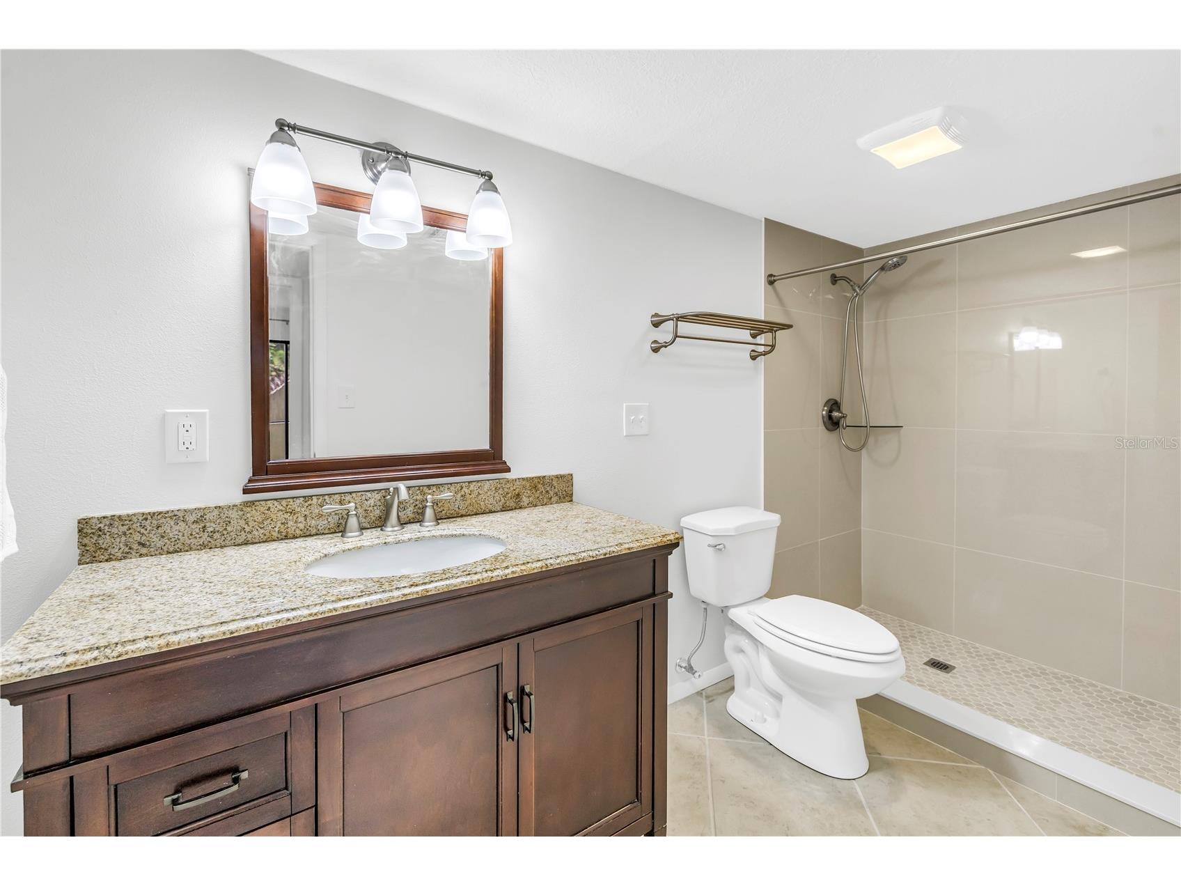 6116 43rd Street W #104D Bradenton FL 34210 A4664500 image30