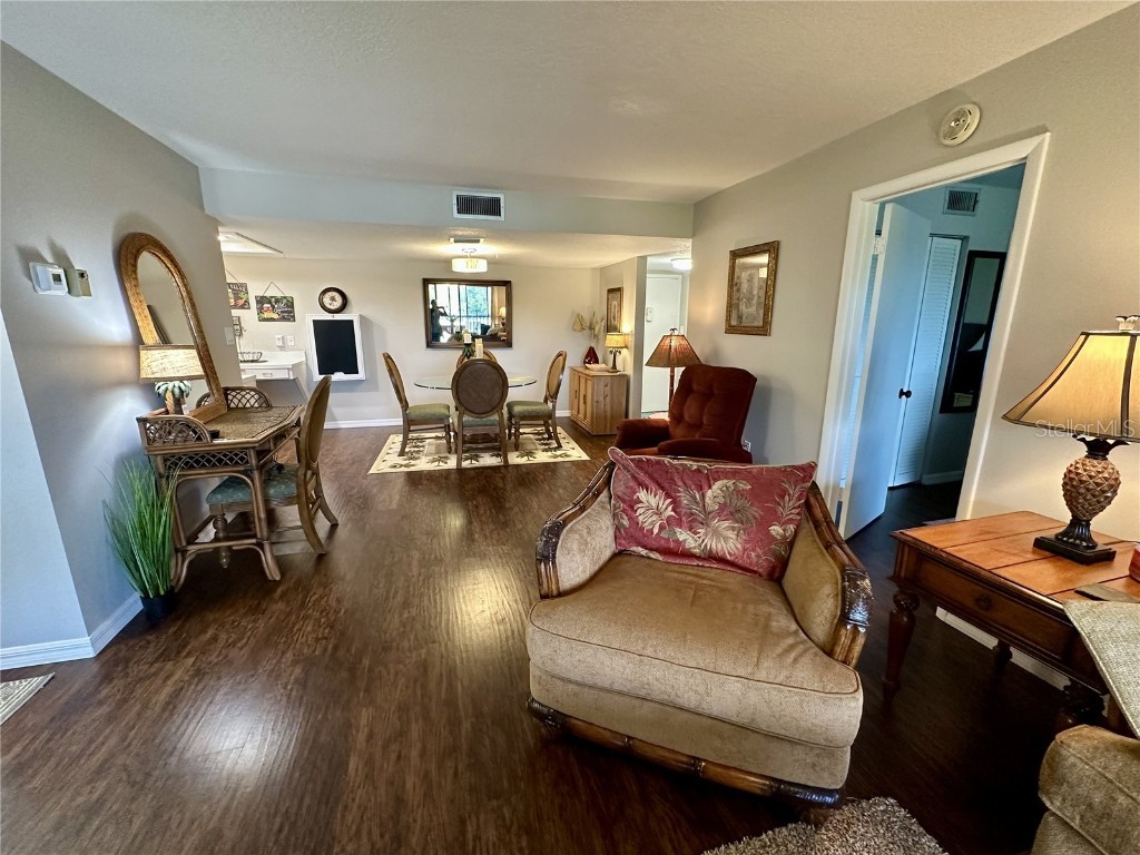 6116 43rd Street W #401D Bradenton FL 34210 A4673691 image8