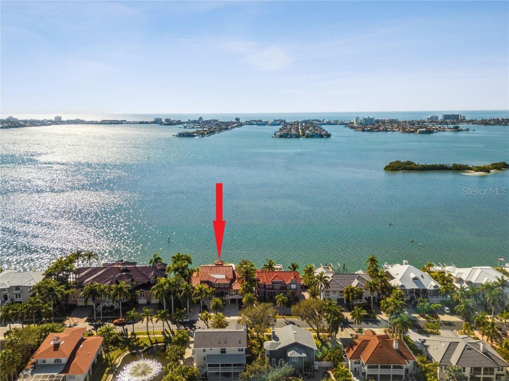 6116 Kipps Colony Drive W Gulfport FL 33707 - BOCA CIEGA BAY U8186790 image1