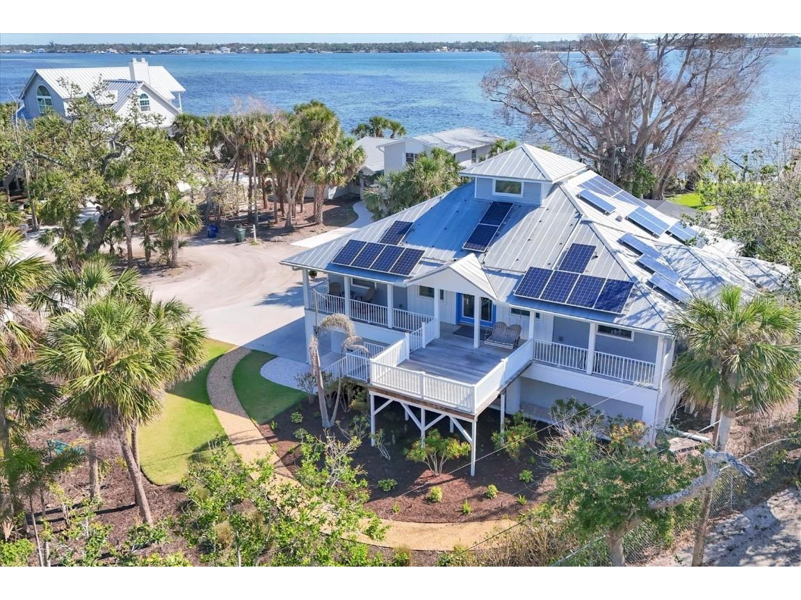 6117 Gnarled Oak Lane Englewood FL 34223 D6141913 image1