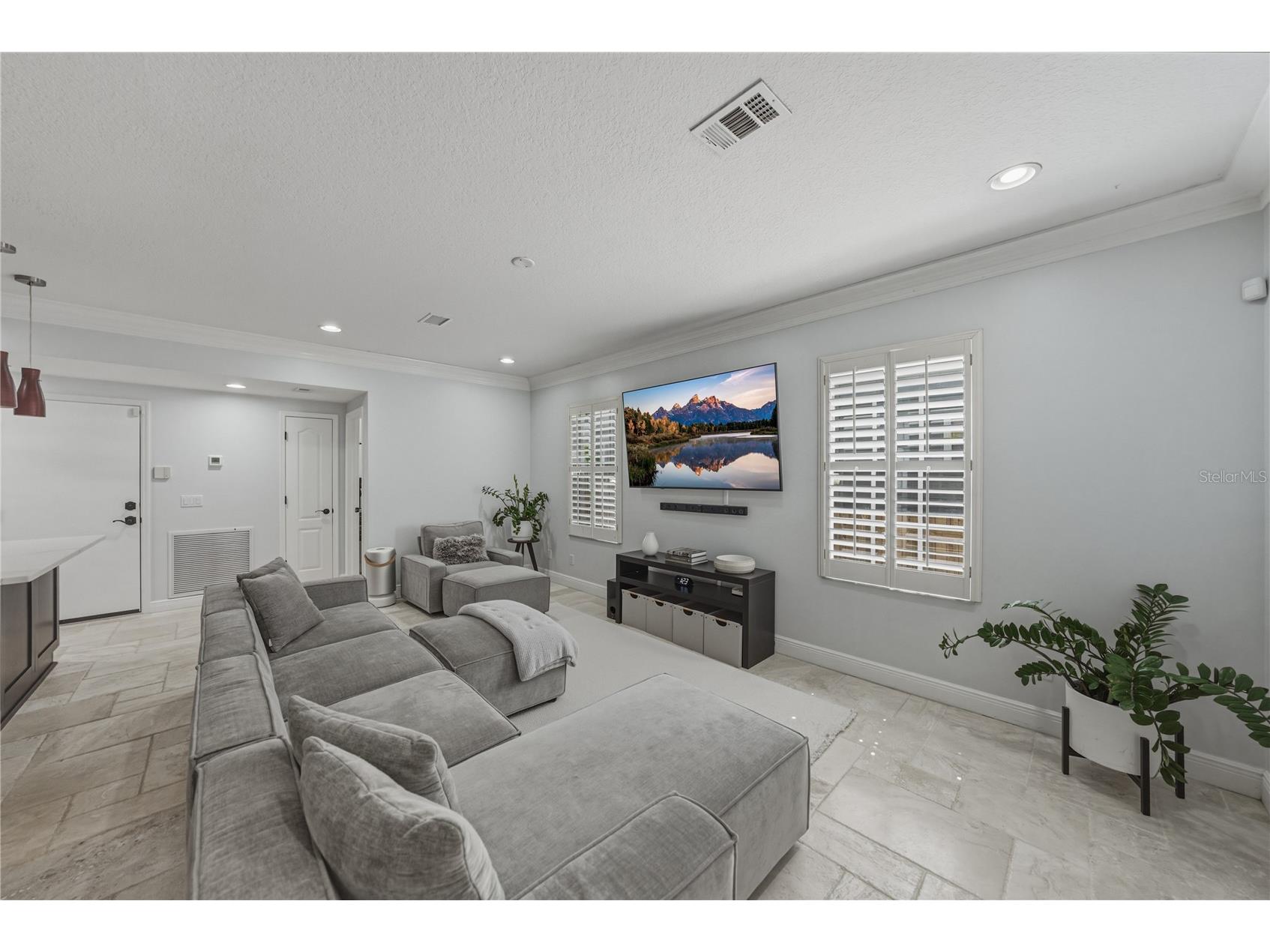 6117 S Russell Street Tampa FL 33611 TB8489014 image32
