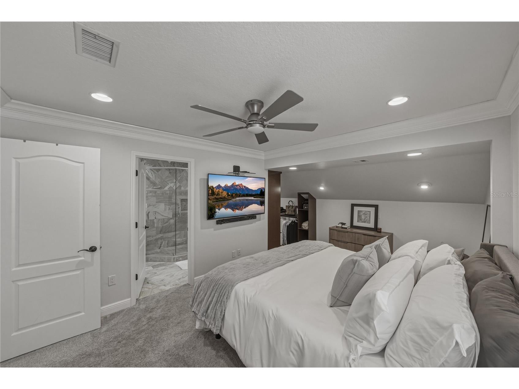 6117 S Russell Street Tampa FL 33611 TB8489014 image42