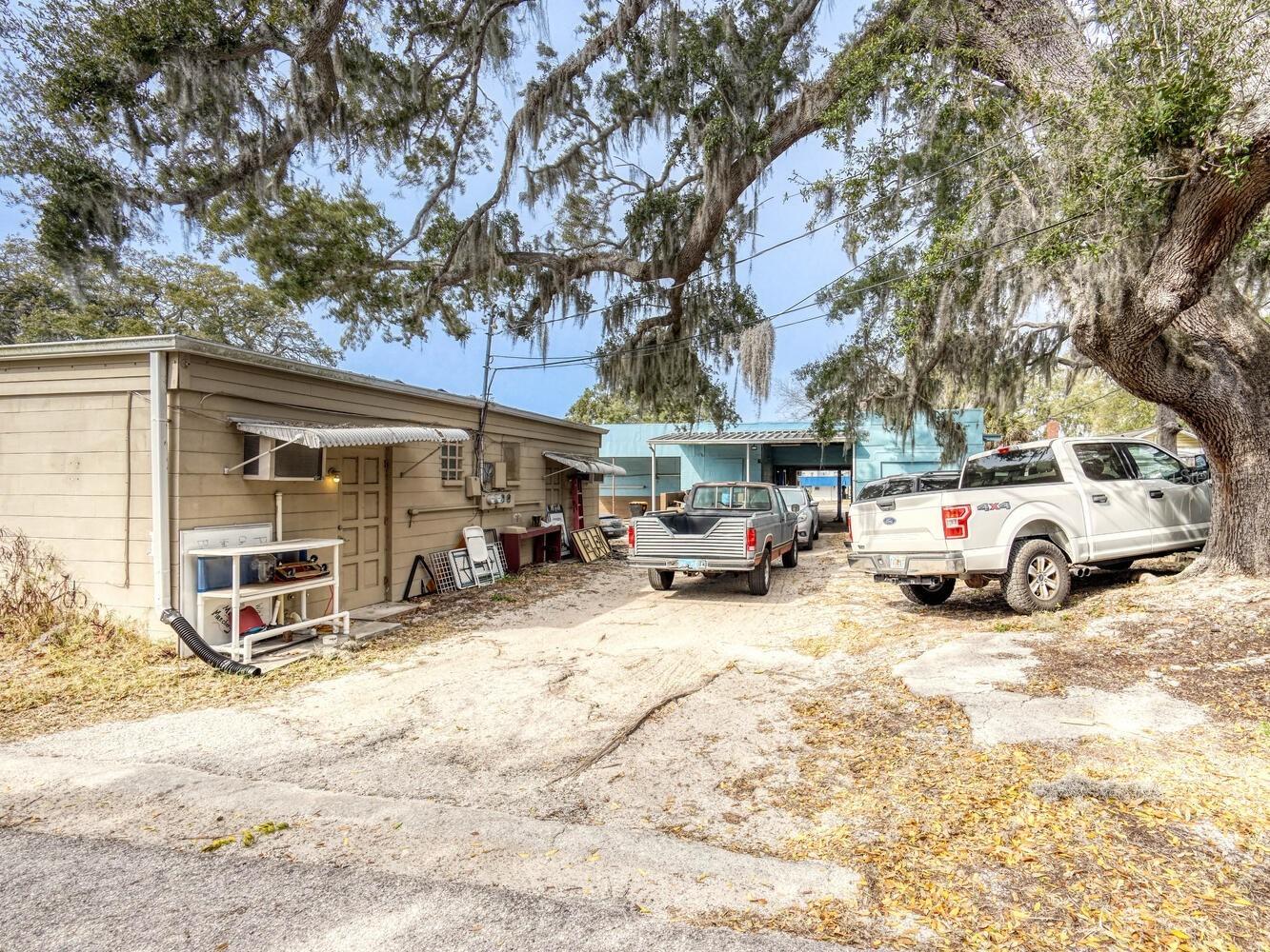 6118 Grand Boulevard New Port Richey FL 34652 W7886158 image37