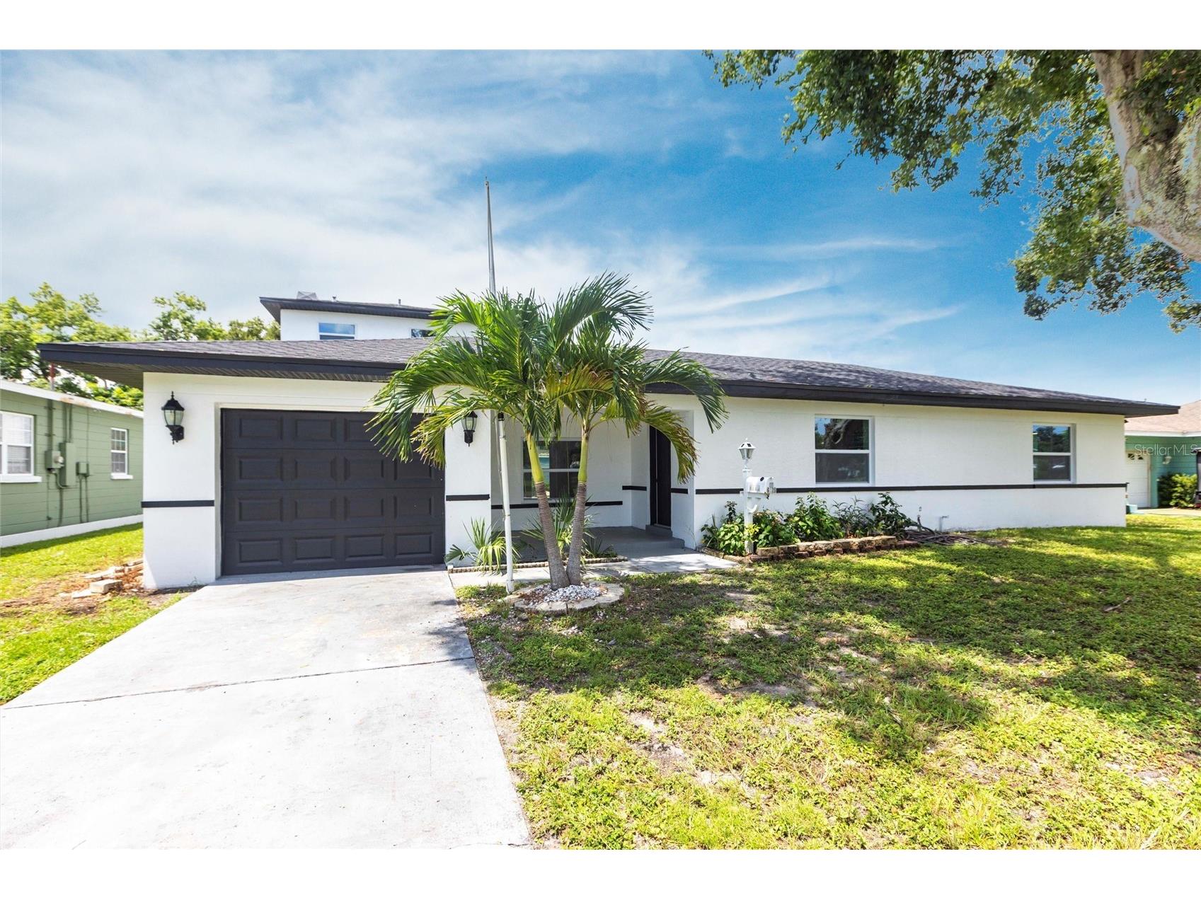 6119 19th Avenue N Saint Petersburg FL 33710 A4689426 image1