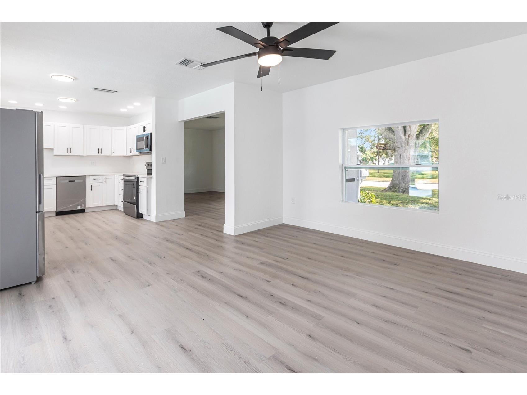 6119 19th Avenue N Saint Petersburg FL 33710 A4689426 image8