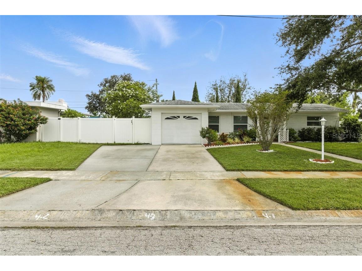 6119 31st Avenue N Saint Petersburg FL 33710 TB8400492 image1