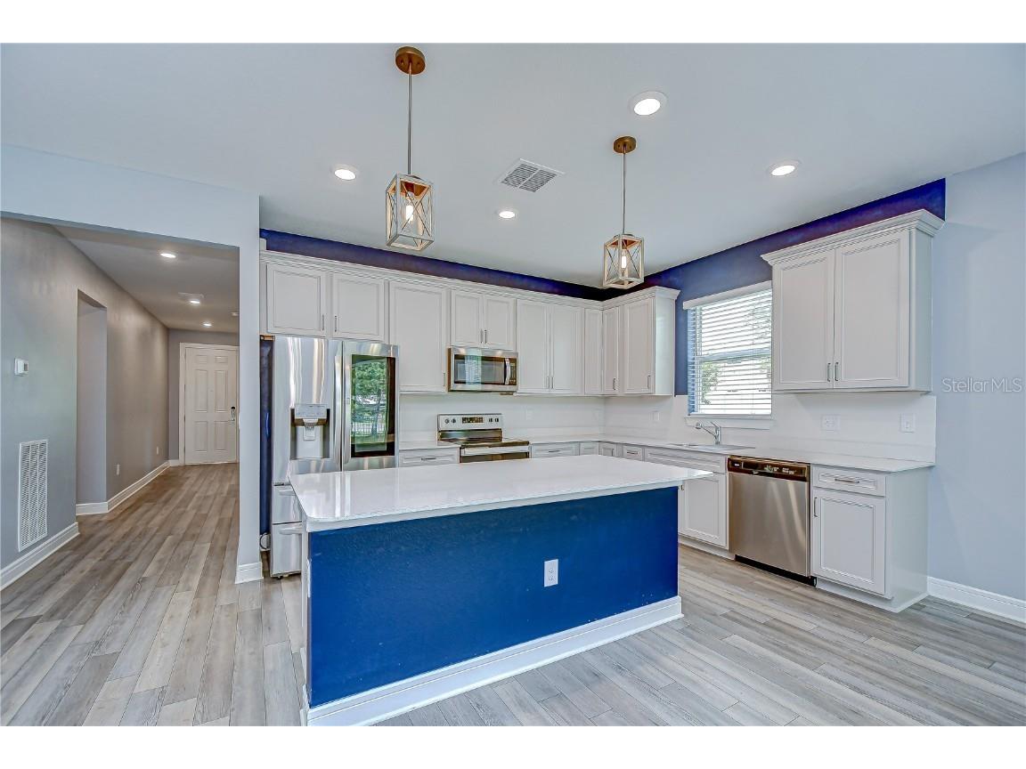 6119 Bradford Woods Drive Zephyrhills FL 33542 TB8390747 image5