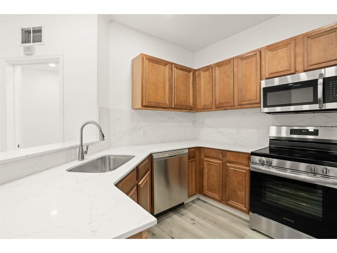 6119 Metrowest Boulevard #106 Orlando FL 32835 O6343022 image13