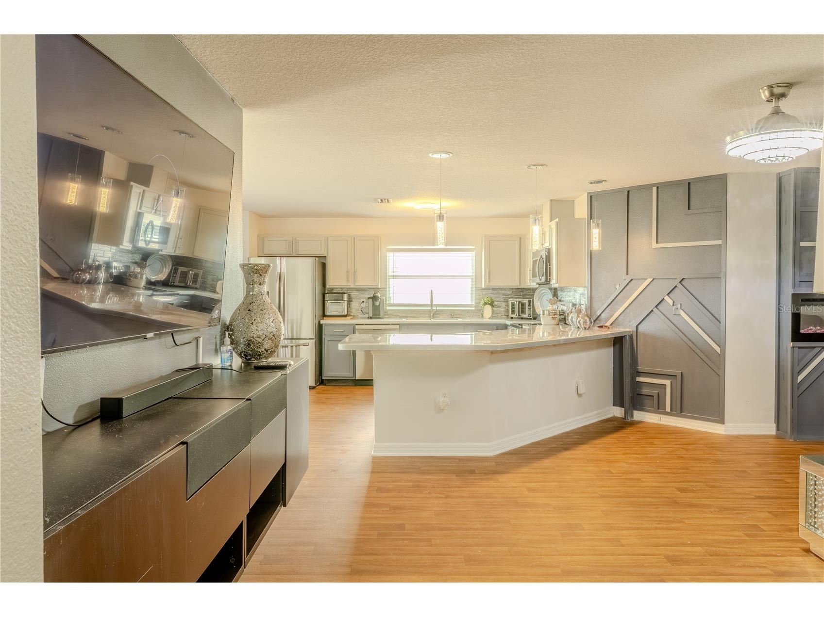 612 16th Avenue SE Ruskin FL 33570 TB8509929 image5