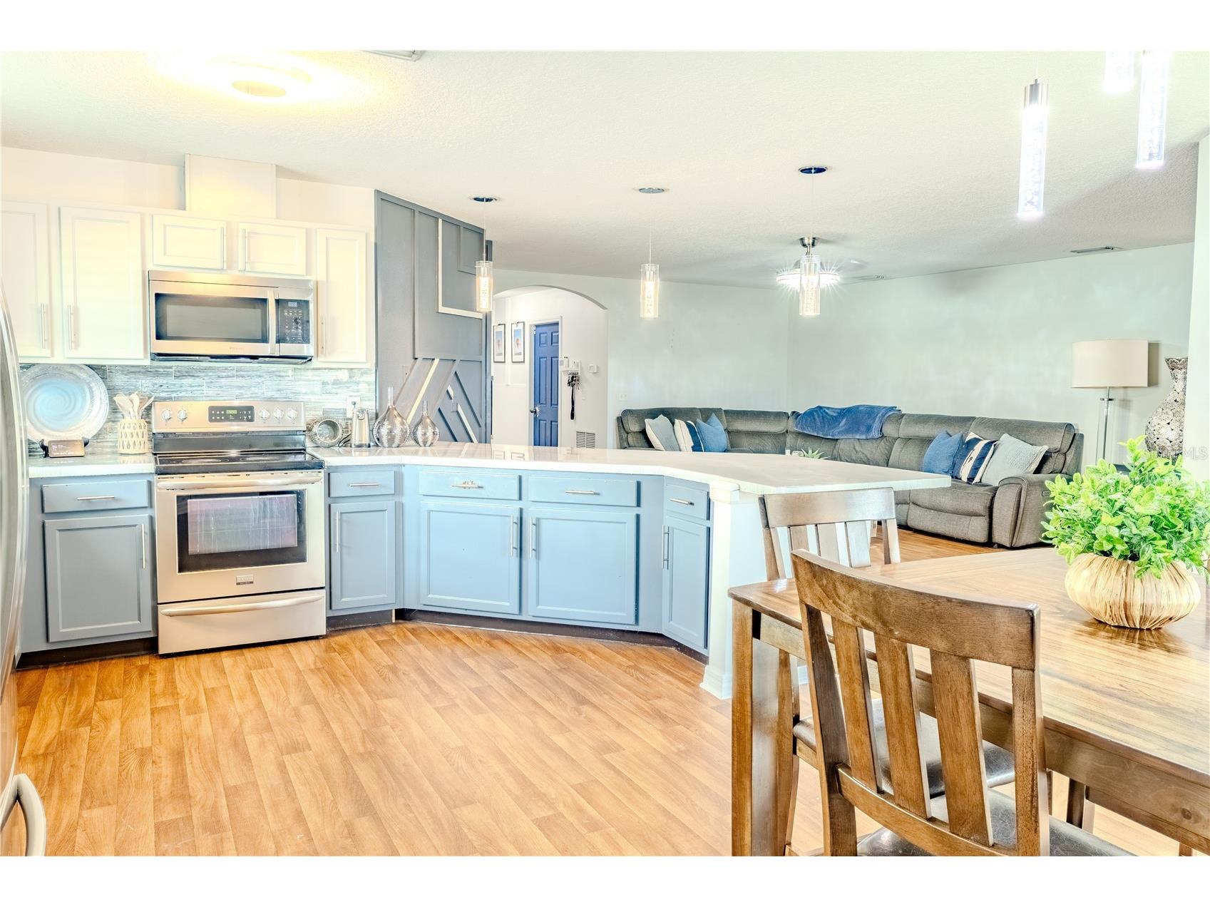 612 16th Avenue SE Ruskin FL 33570 TB8509929 image8