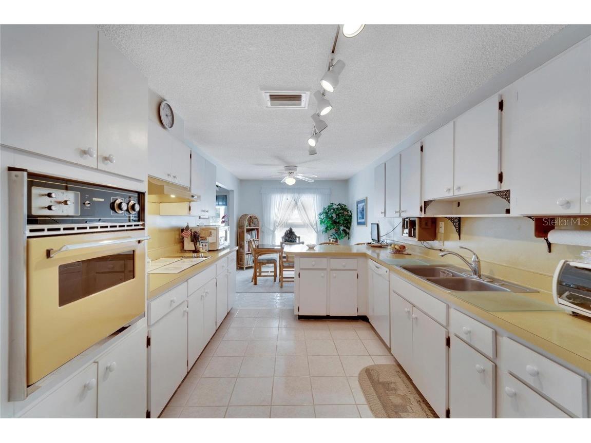 612 Allegheny Drive Sun City Center FL 33573 TB8350554 image12