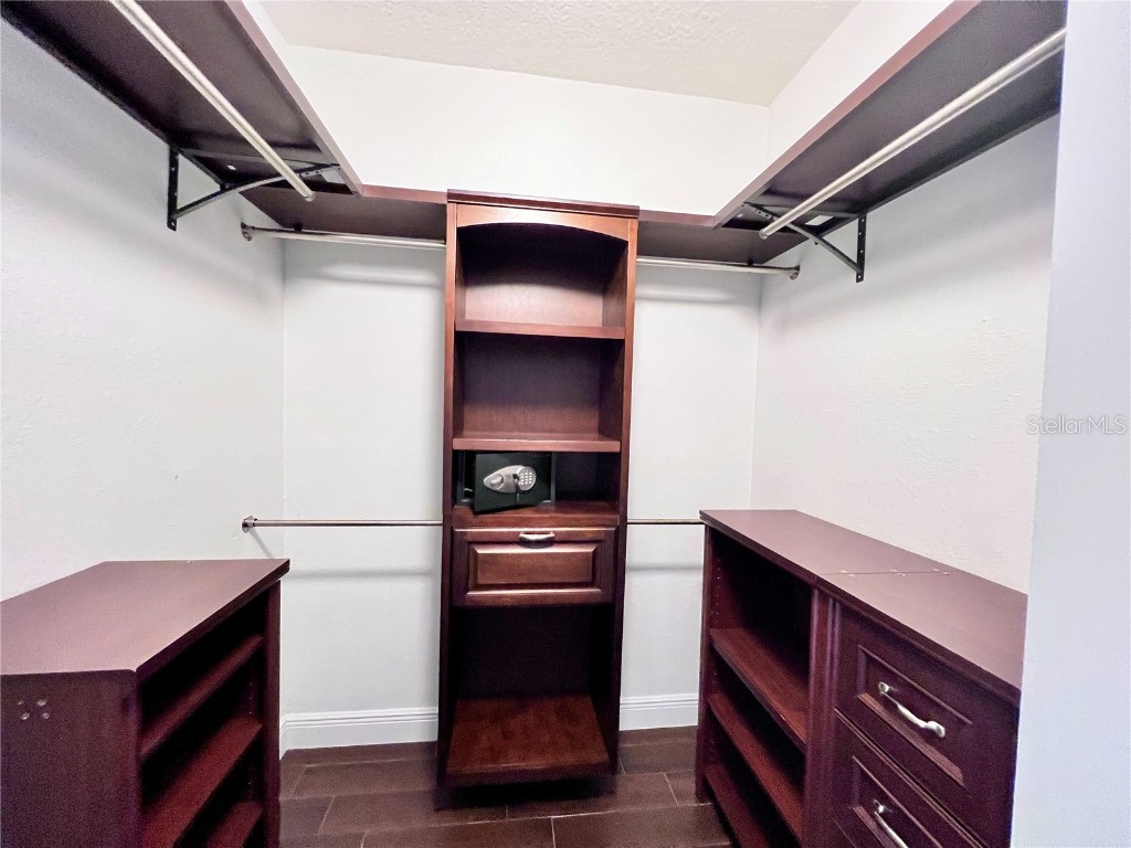 612 Arbor Lake Lane Tampa FL 33602 TB8388799 image26