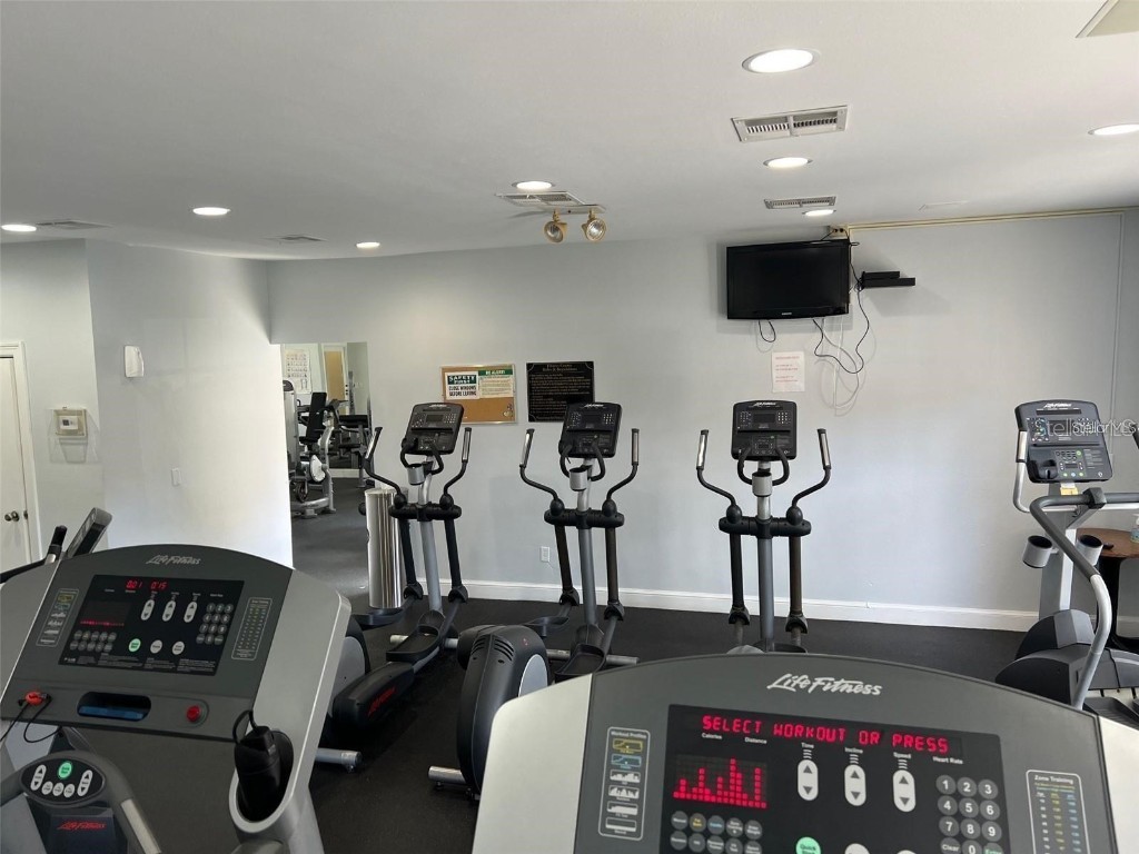 612 Arbor Lake Lane Tampa FL 33602 TB8388799 image42