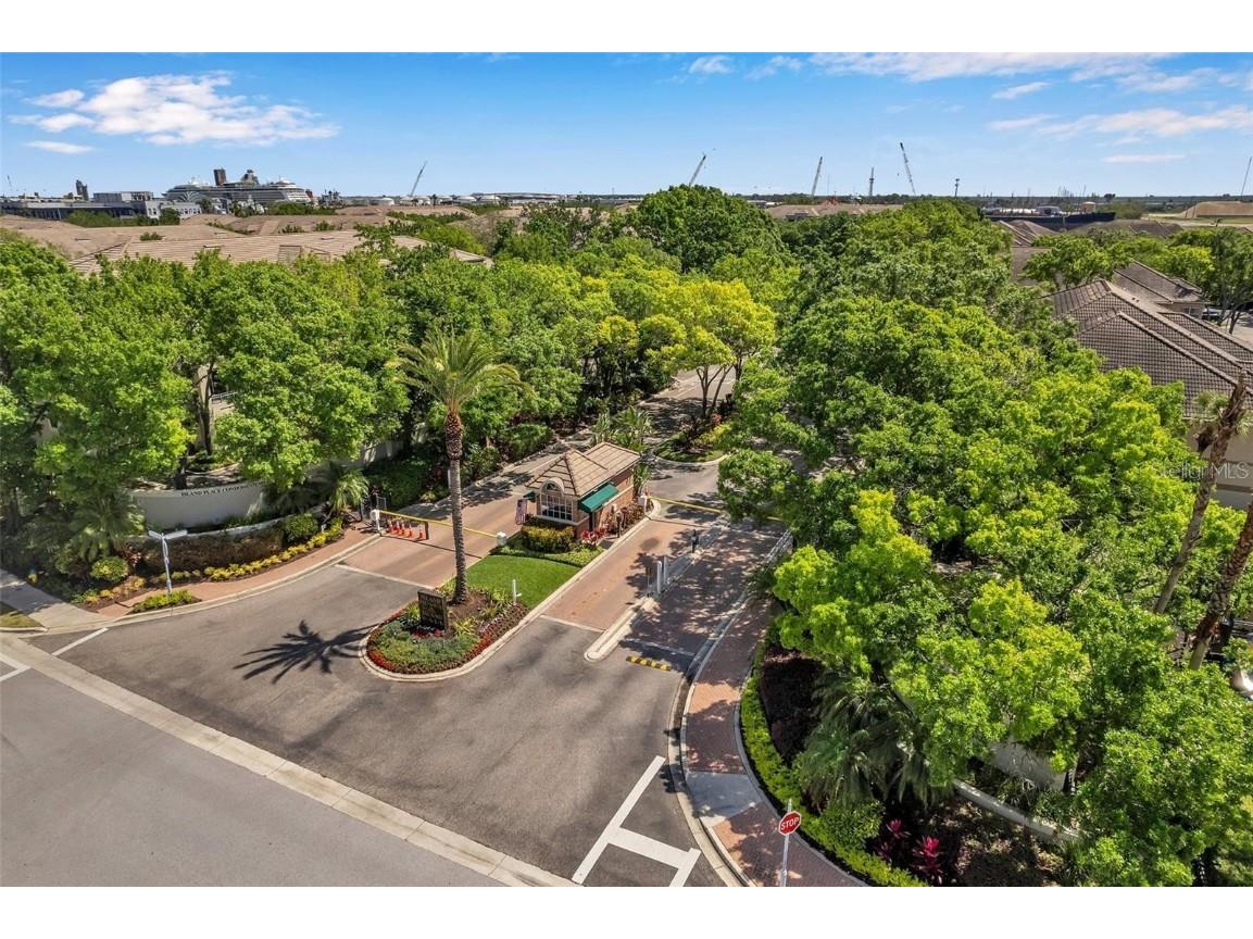 612 Arbor Lake Lane Tampa FL 33602 TB8388799 image8