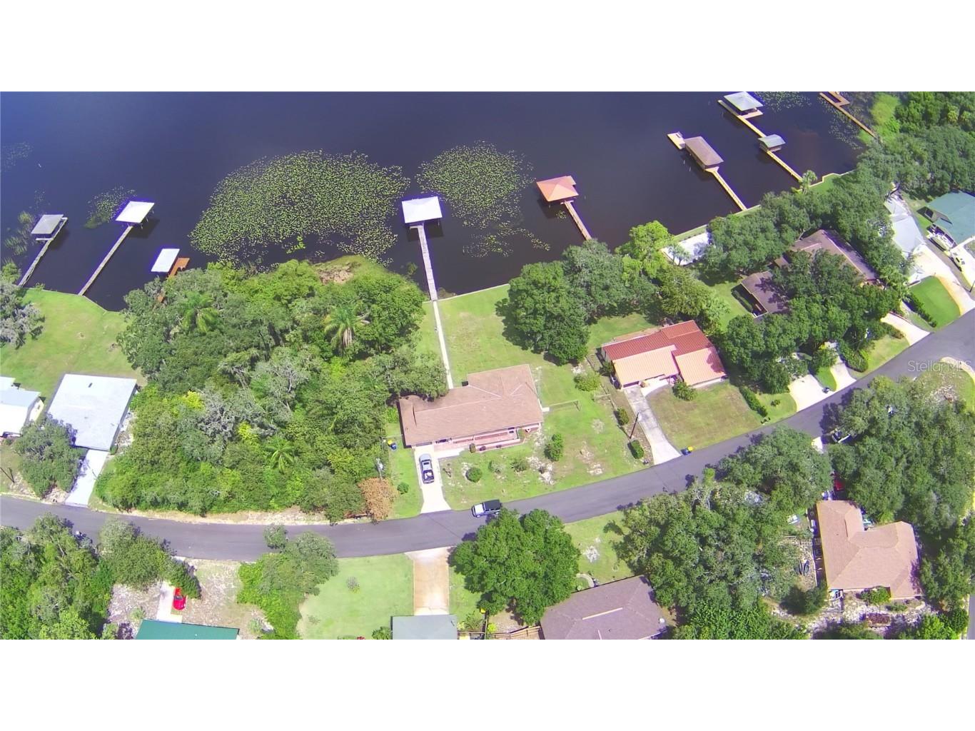 612 Arcola Drive Sebring FL 33875 - LAKE JOSEPHINE L4932391 image1