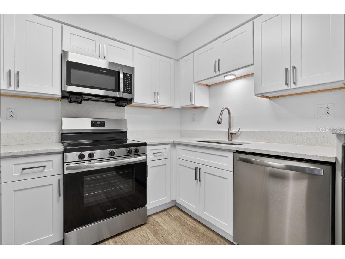 612 Bass Court #TH-611 Dunedin FL 34698 A4669132 image11